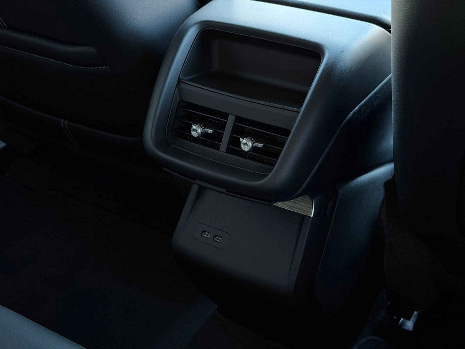 New 2026 Cadillac Lyriq Luxury image 31