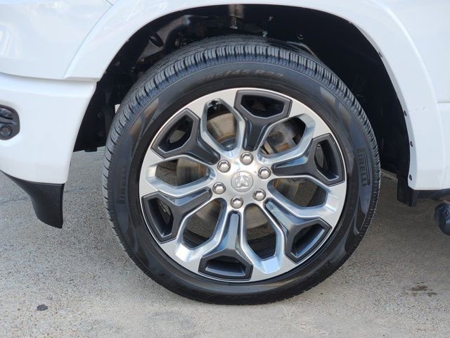 Used 2023 RAM 1500 Limited w/ Body Color Bumper Group image 17