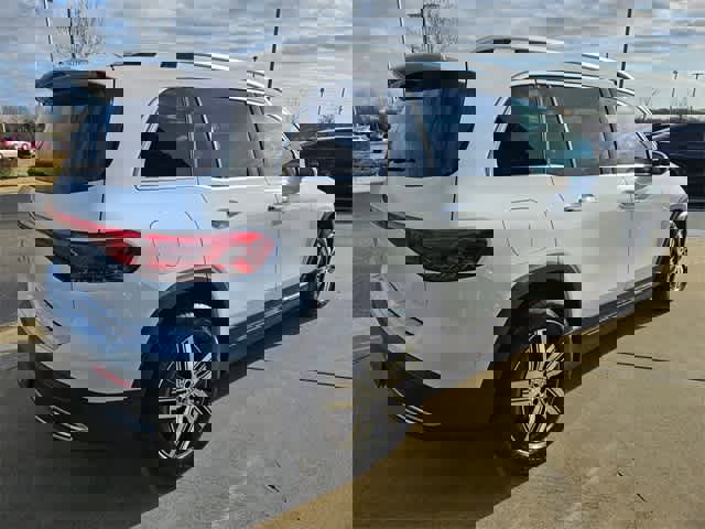 Used 2023 Mercedes-Benz EQB 250+ EQB 250+ w/ Exclusive Package image 8