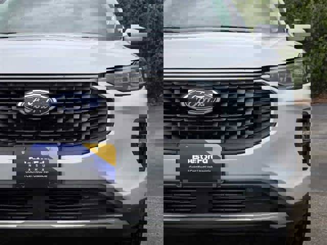 Used 2025 Ford Escape Platinum image 3