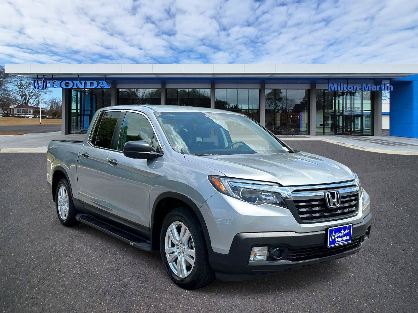 Used 2019 Honda Ridgeline RT image 1