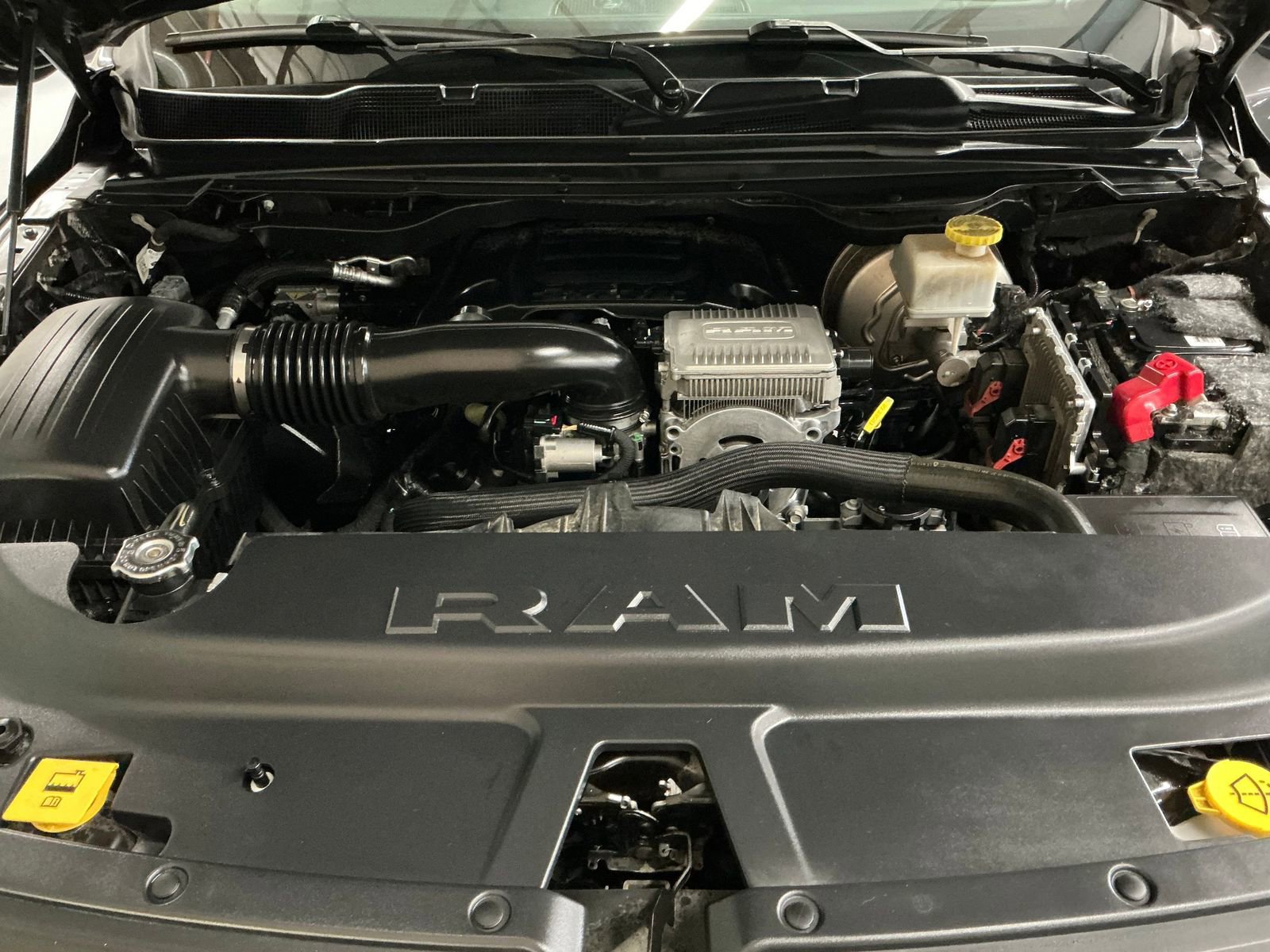 Used 2019 RAM 1500 Rebel image 28