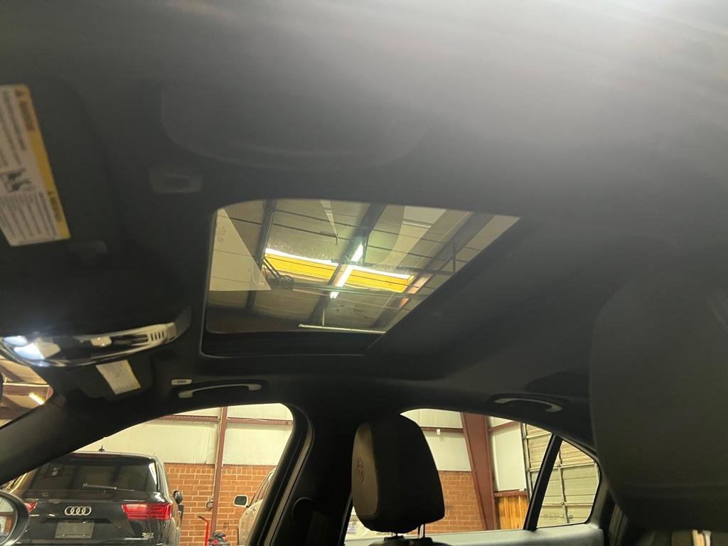 Used 2021 Alfa Romeo Giulia Ti Sport image 25