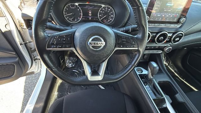 Used 2022 Nissan Sentra SV w/ Trunk Package image 16