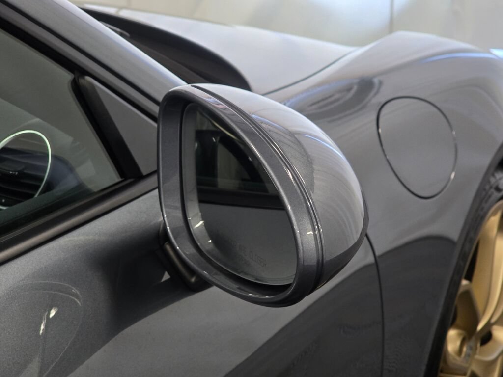 Certified 2025 Porsche 718 Cayman RWD image 29