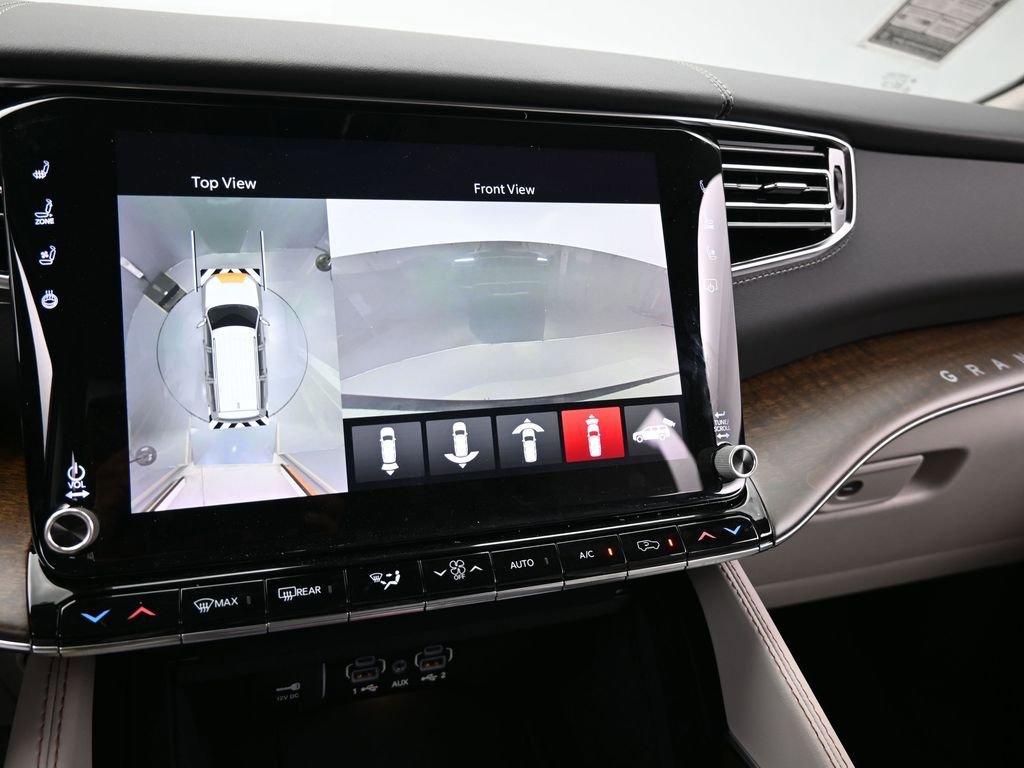 Used 2024 Jeep Grand Wagoneer L 4WD image 24