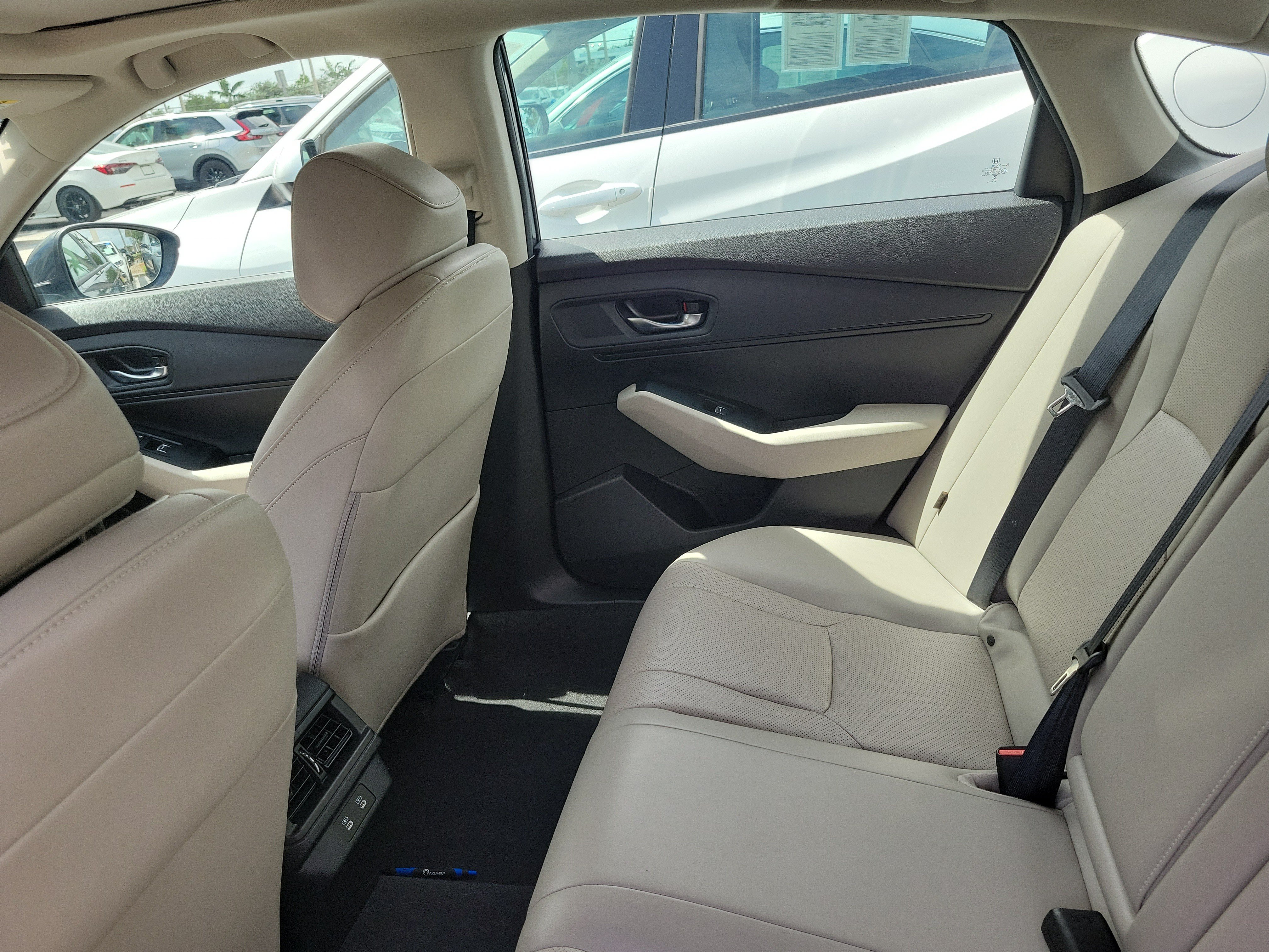 Used 2024 Honda Accord EX-L image 13