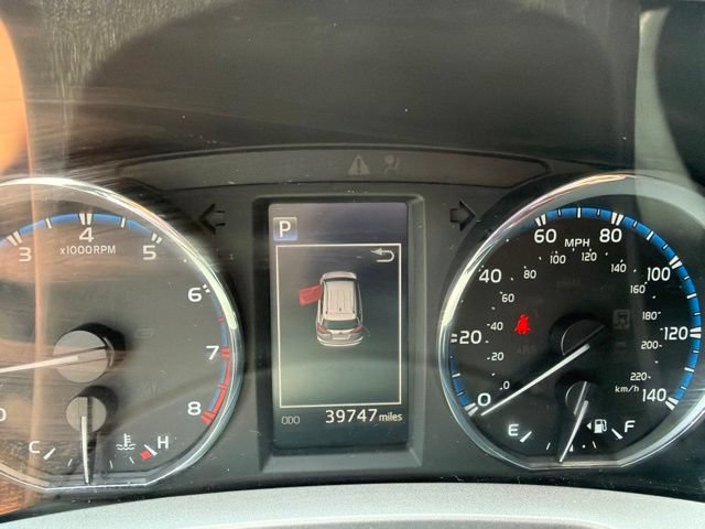 Used 2016 Toyota RAV4 XLE w/ Protection Package AWD/4WD image 16