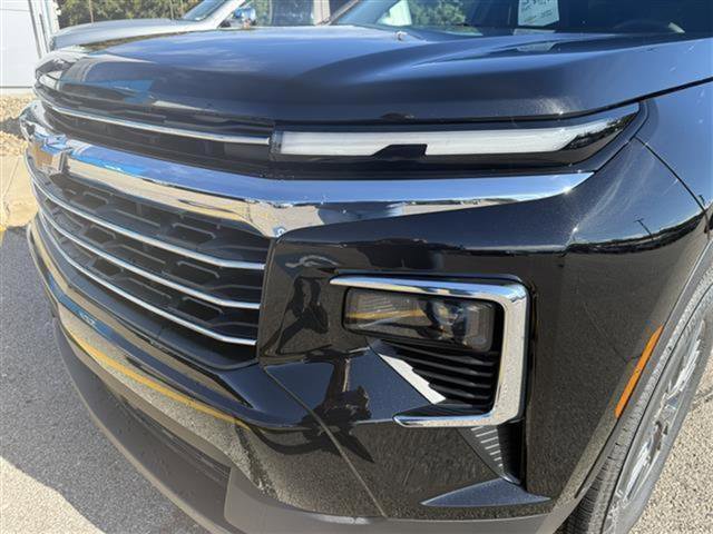 New 2026 Chevrolet Traverse LT w/ LPO, Floor Liner Package image 32