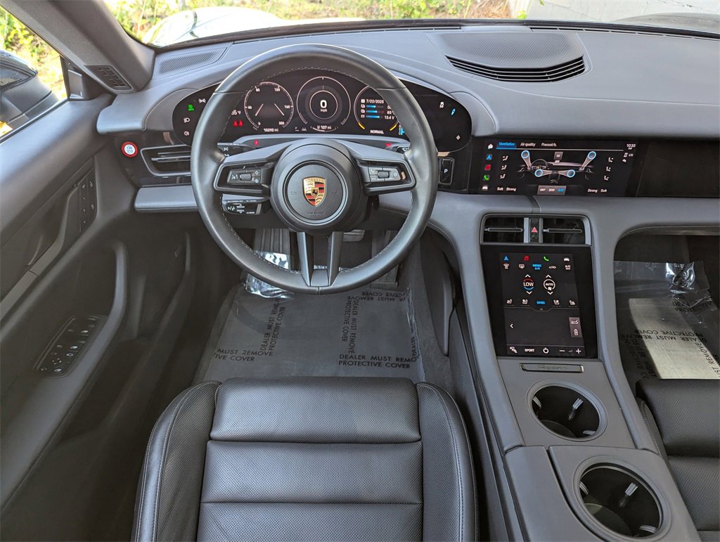 Used 2024 Porsche Taycan w/ Premium Package image 10