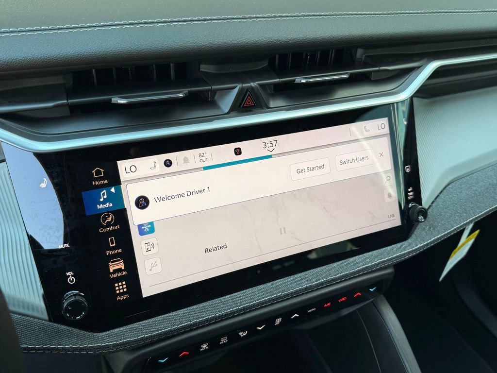 New 2026 Jeep Cherokee Laredo image 13