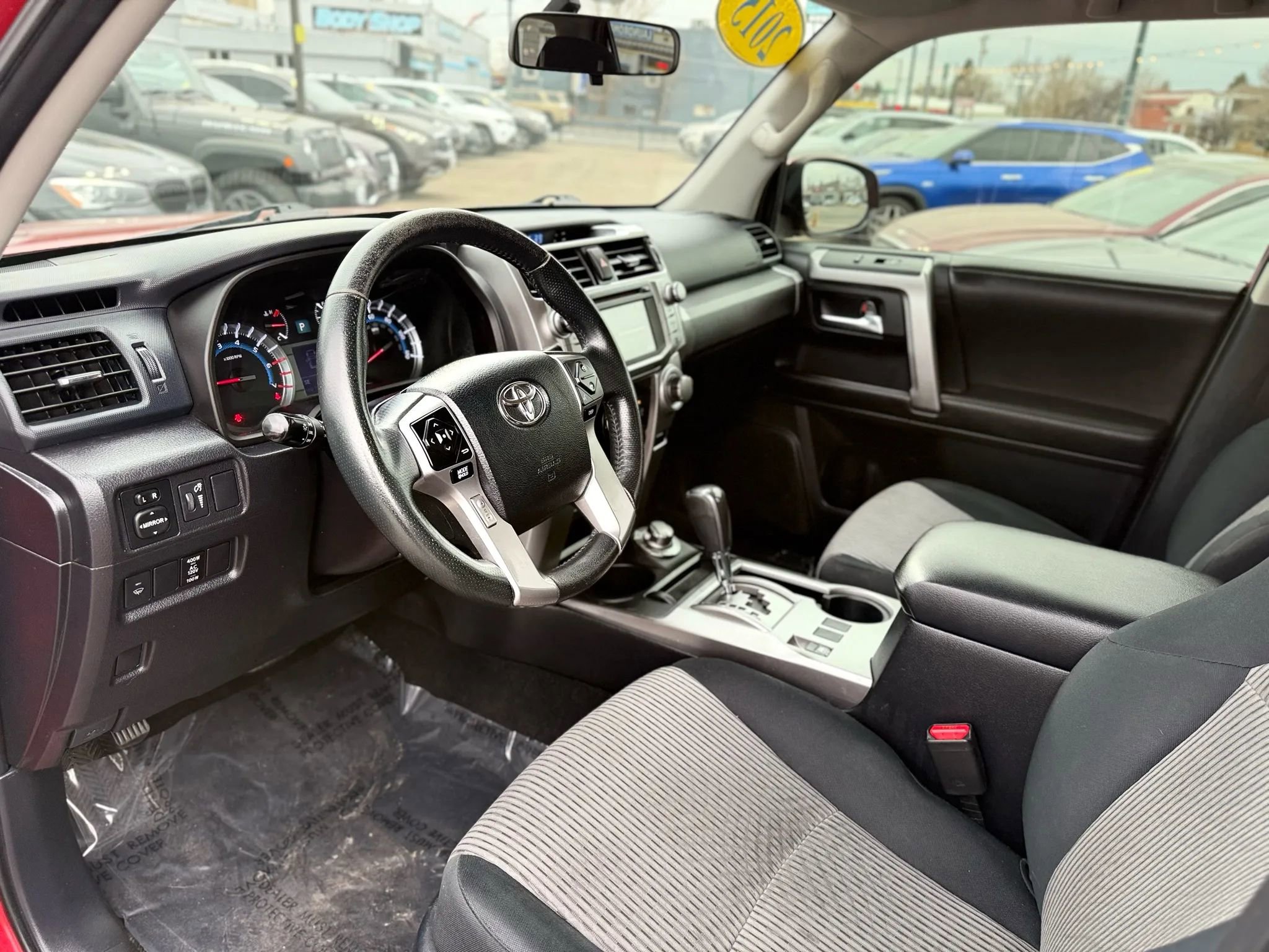 Used 2015 Toyota 4Runner SR5 image 11