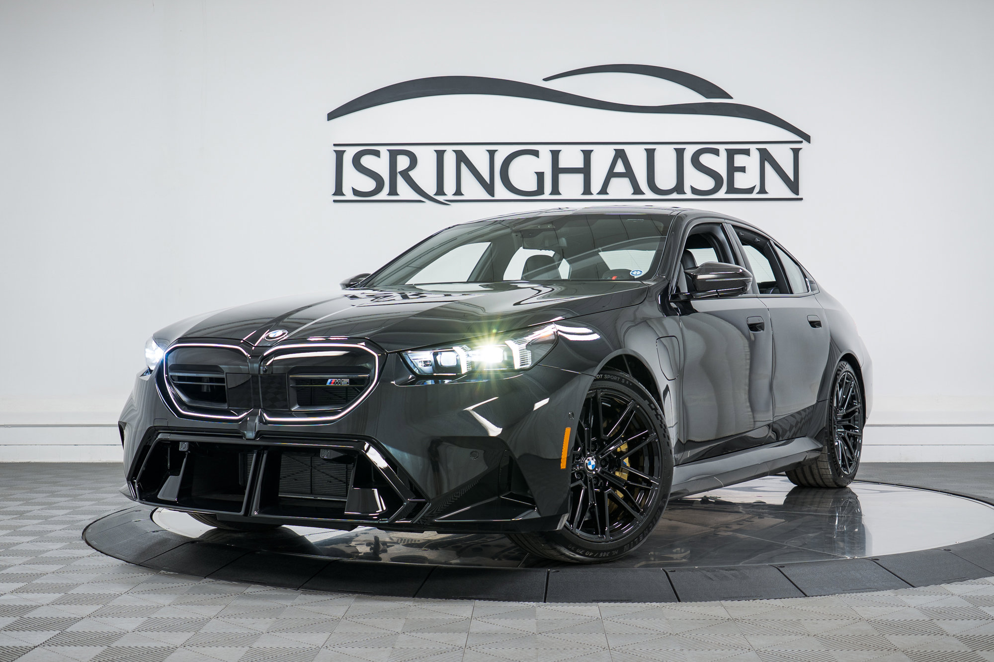 Used 2026 BMW M5 w/ Carbon Package image 27