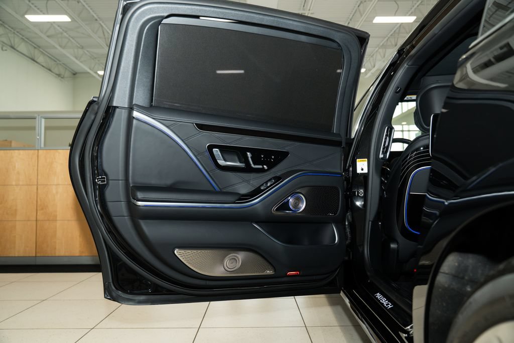 Certified 2022 Mercedes-Benz Maybach S 580 4MATIC image 42