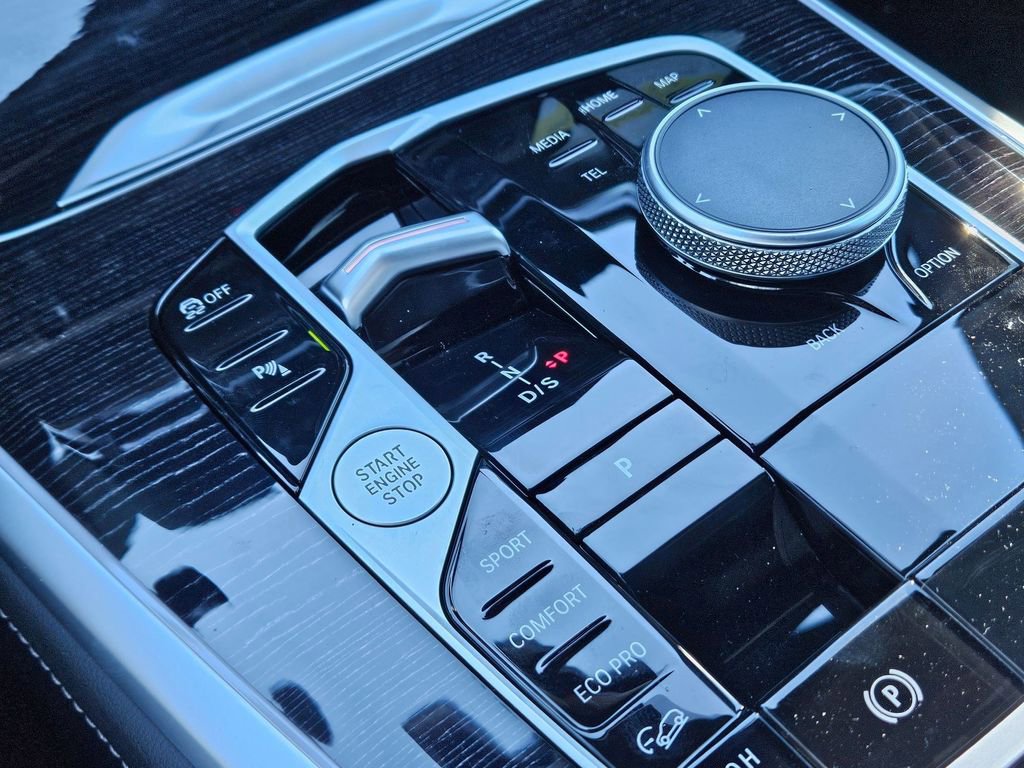 New 2026 BMW X5 xDrive40i w/ M Sport Package image 17