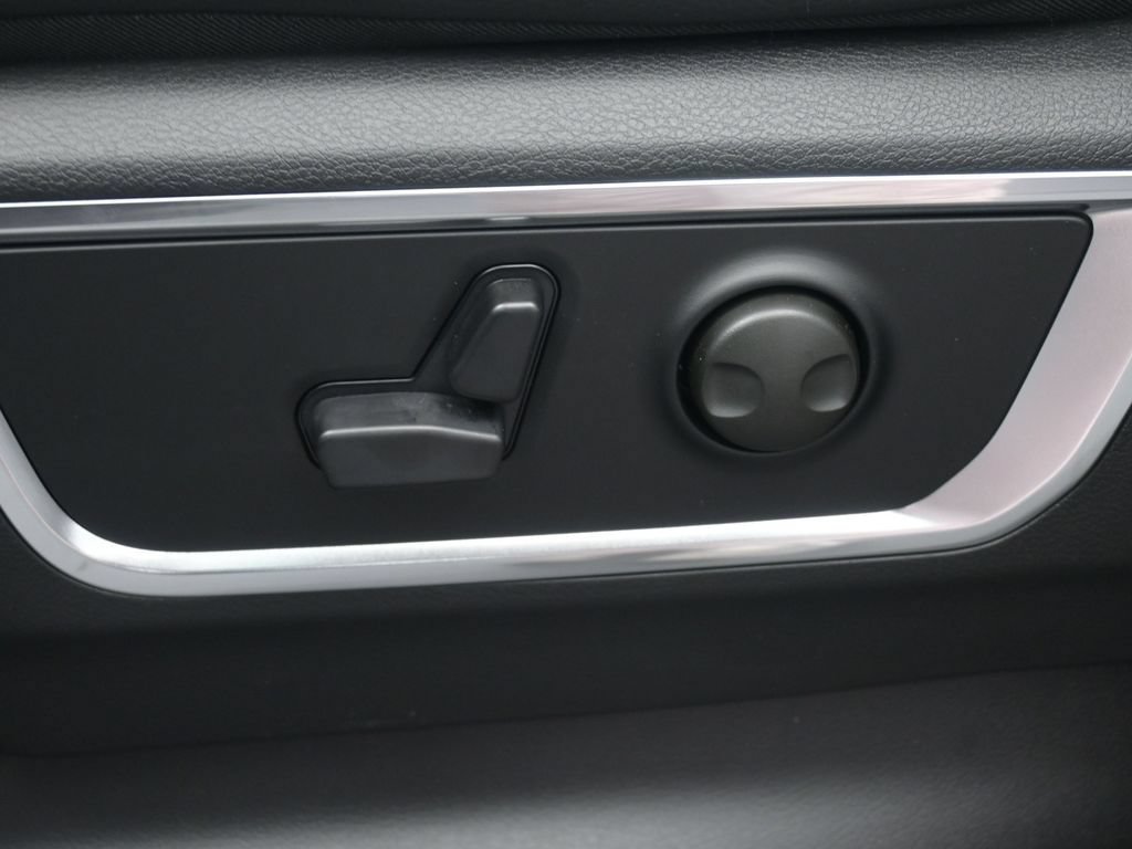 New 2026 RAM 1500 Laramie w/ Night Edition AWD/4WD image 19