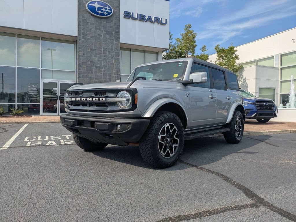 Used 2023 Ford Bronco Outer Banks AWD/4WD image 9