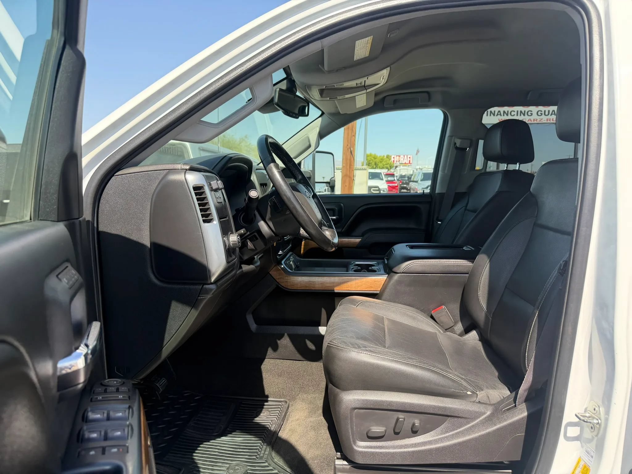 Used 2016 Chevrolet Silverado 2500 LTZ w/ Duramax Plus Package RWD image 17
