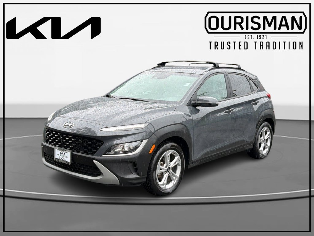 Used 2023 Hyundai Kona SEL w/ Cargo Package FWD image 2