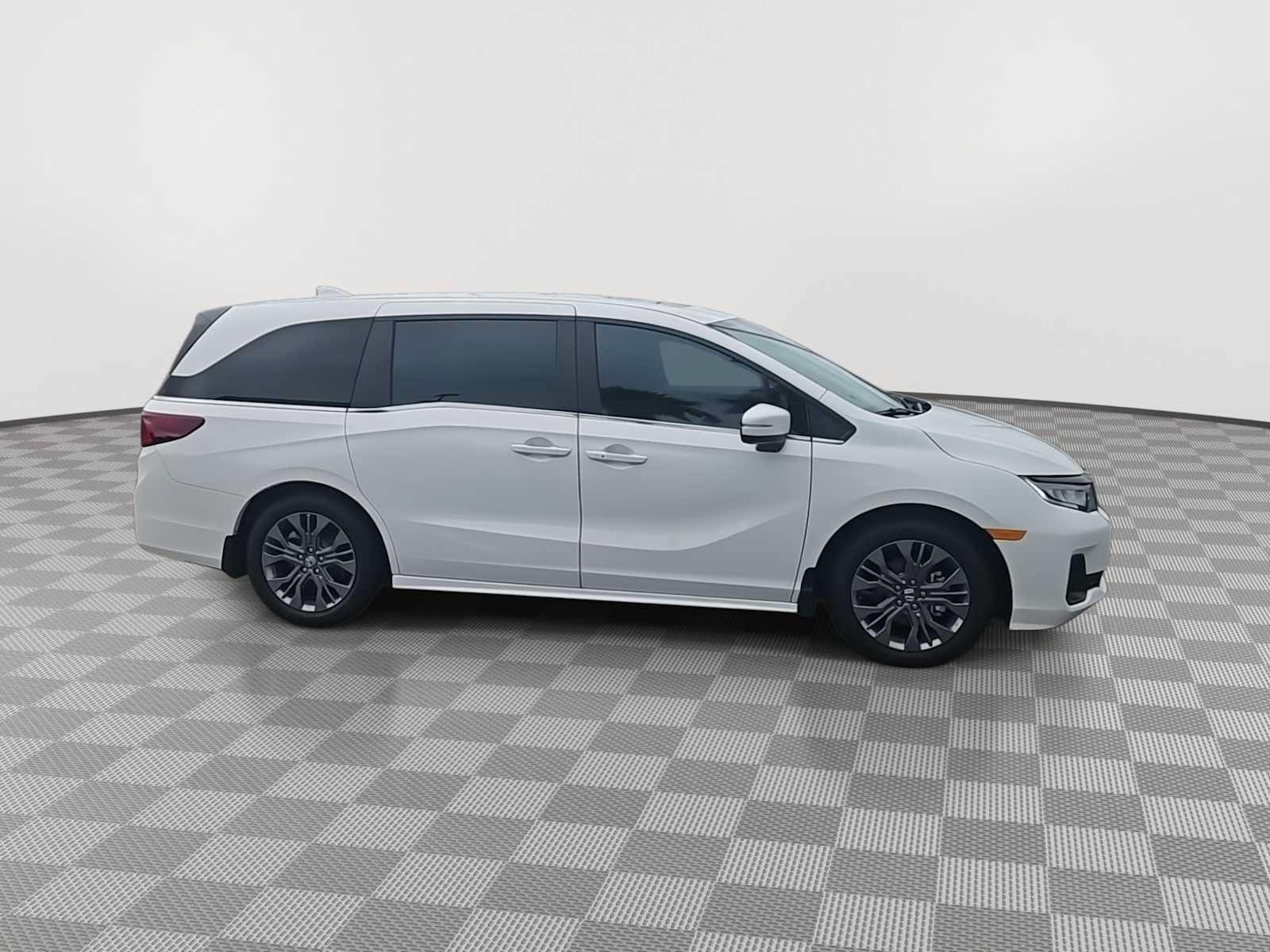 Certified 2026 Honda Odyssey Touring image 2