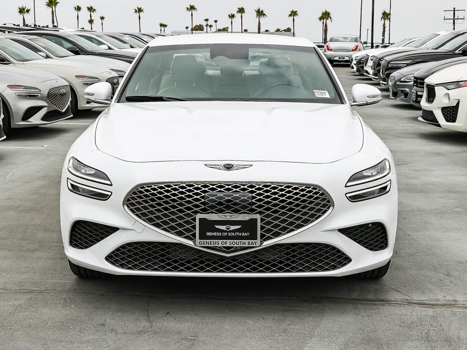 Used 2025 Genesis G70 2.5T AWD/4WD image 2