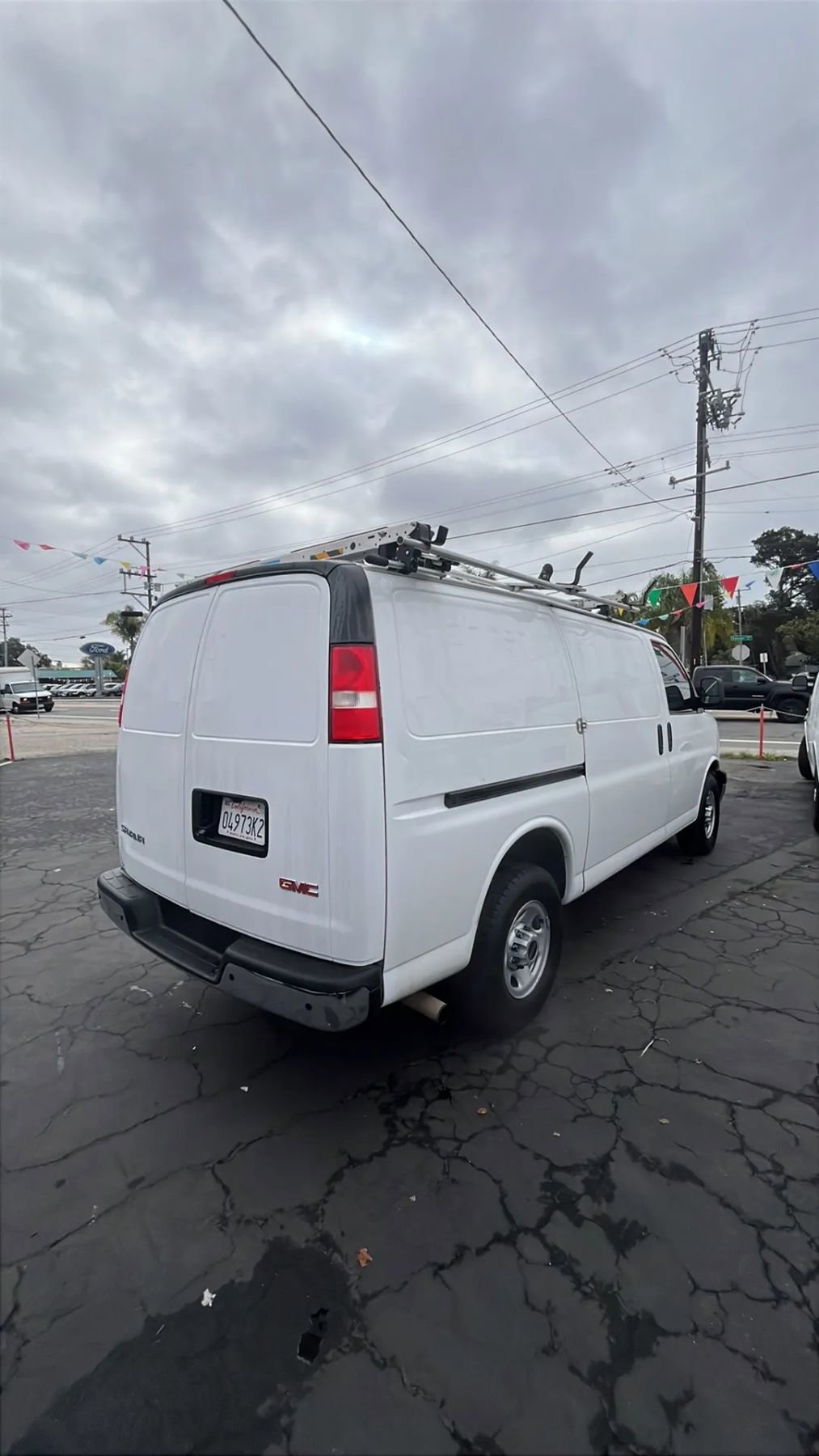 Used 2017 GMC Savana 2500 image 6
