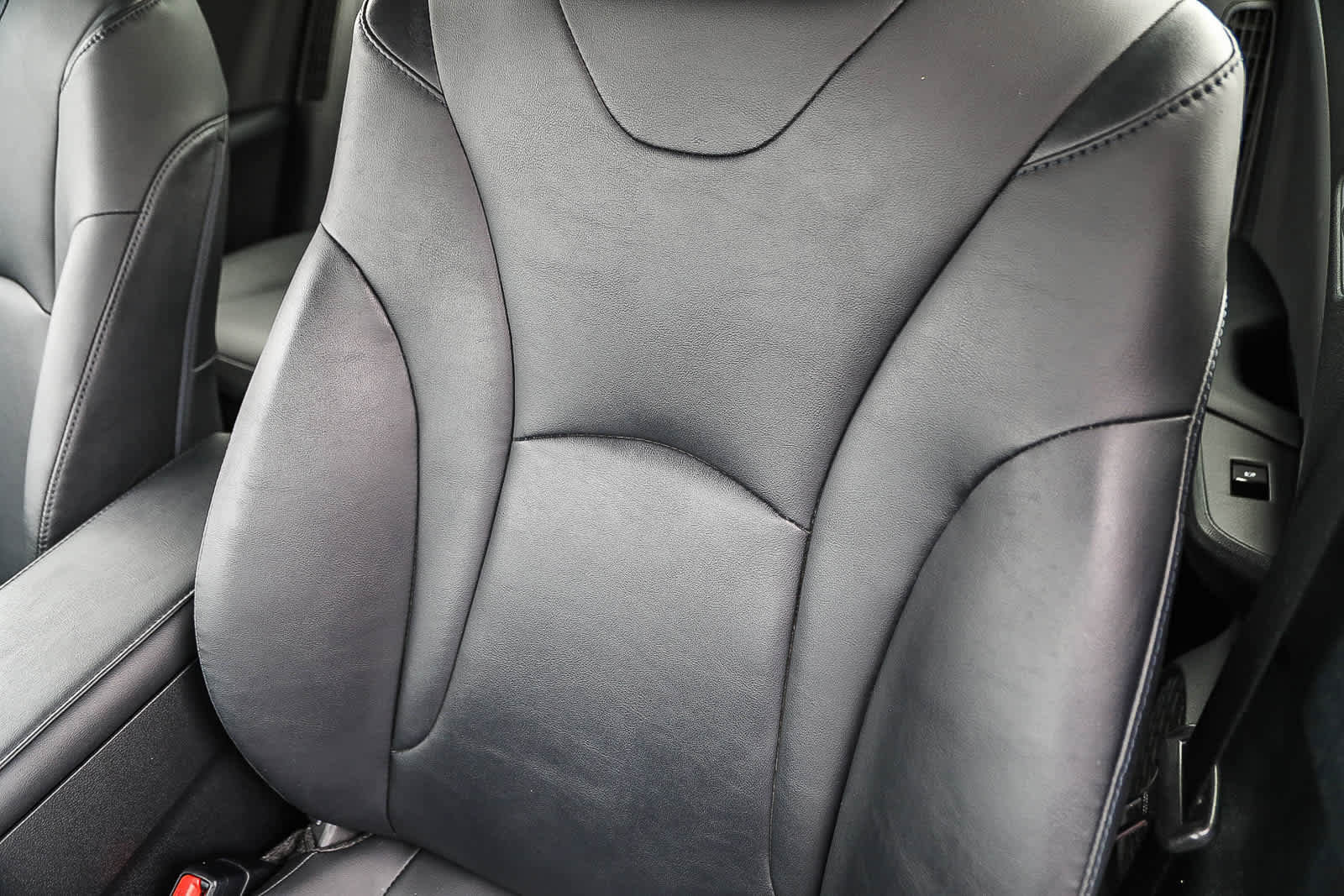 Certified 2017 Toyota Prius Prime Advanced w/ Carpet Mat Package FWD image 24