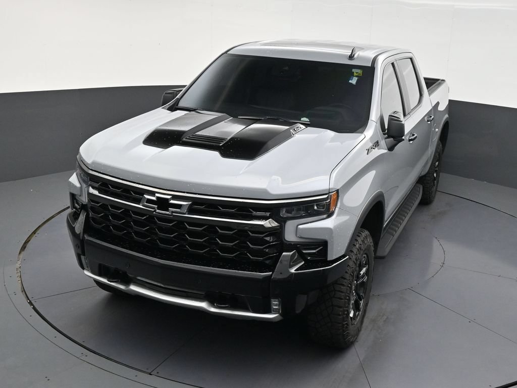 Used 2024 Chevrolet Silverado 1500 ZR2 w/ Technology Package AWD/4WD image 18