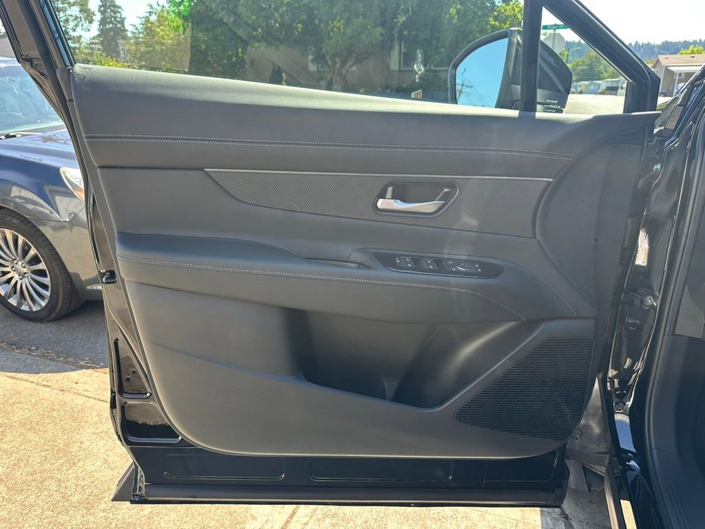 New 2025 Nissan Murano SV w/ Cargo Package AWD/4WD image 13