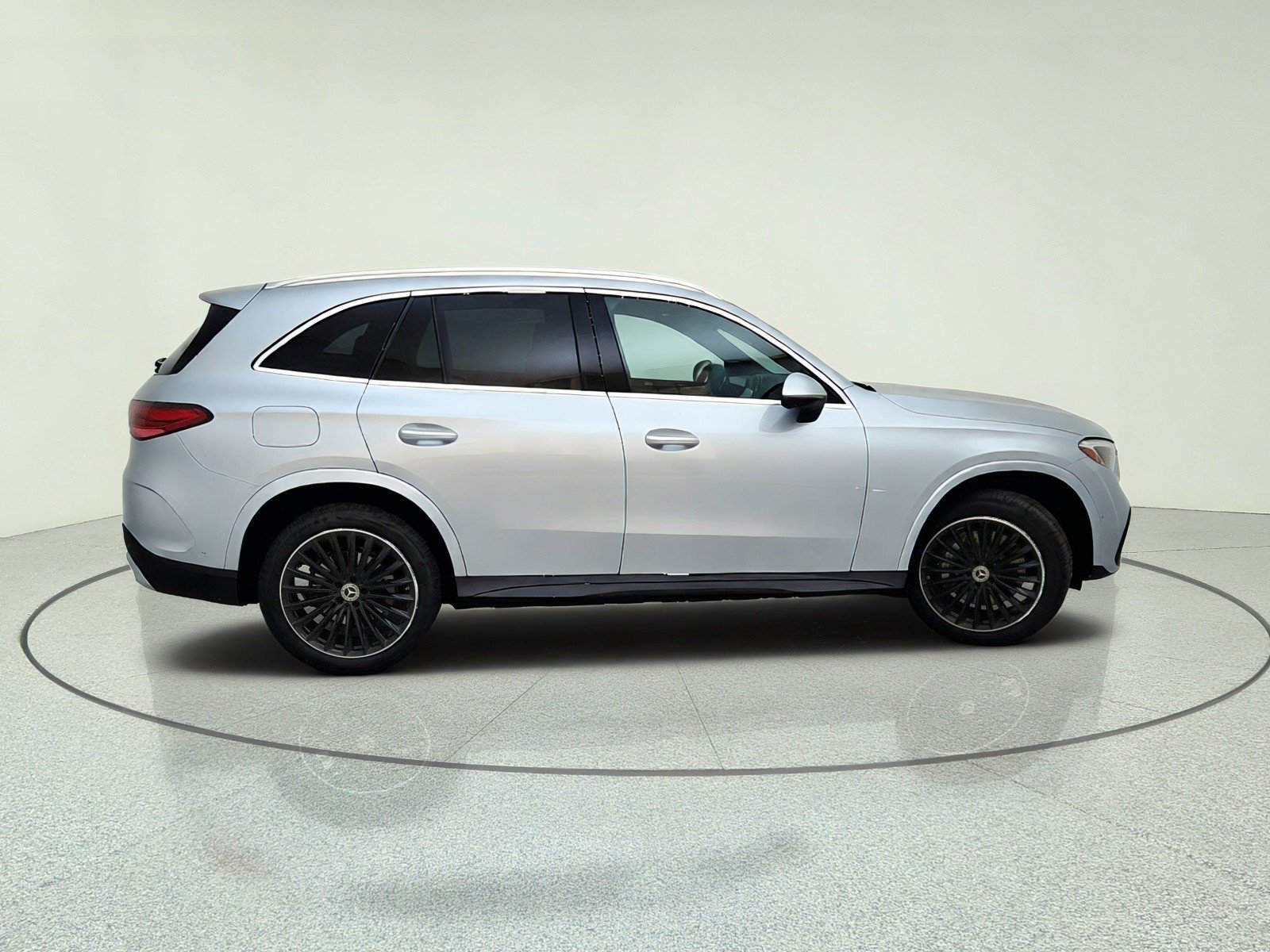 New 2026 Mercedes-Benz GLC 300 image 7
