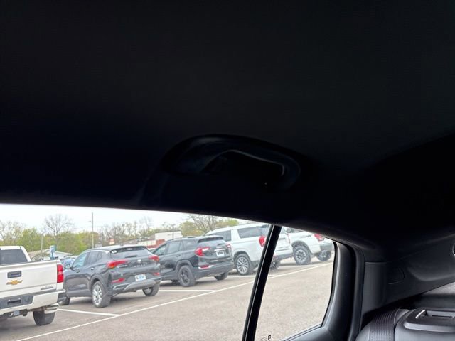 Used 2020 Buick Regal Avenir w/ Driver Confidence Package II FWD image 28