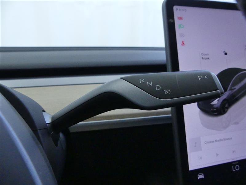 Used 2023 Tesla Model 3 Standard Range RWD image 28