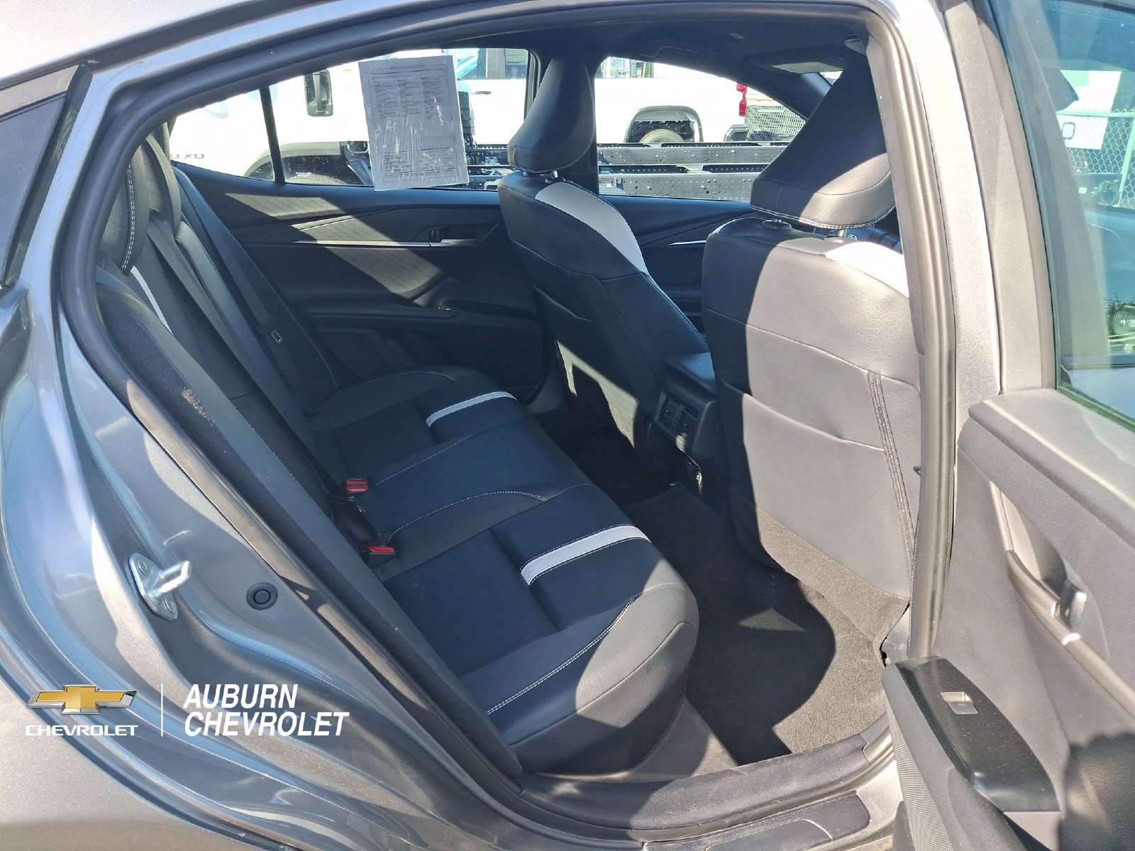 Used 2025 Toyota Camry SE FWD image 20