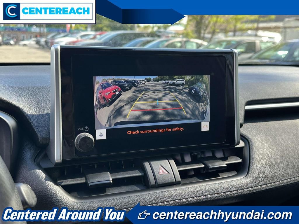 Used 2024 Toyota RAV4 LE AWD/4WD image 25