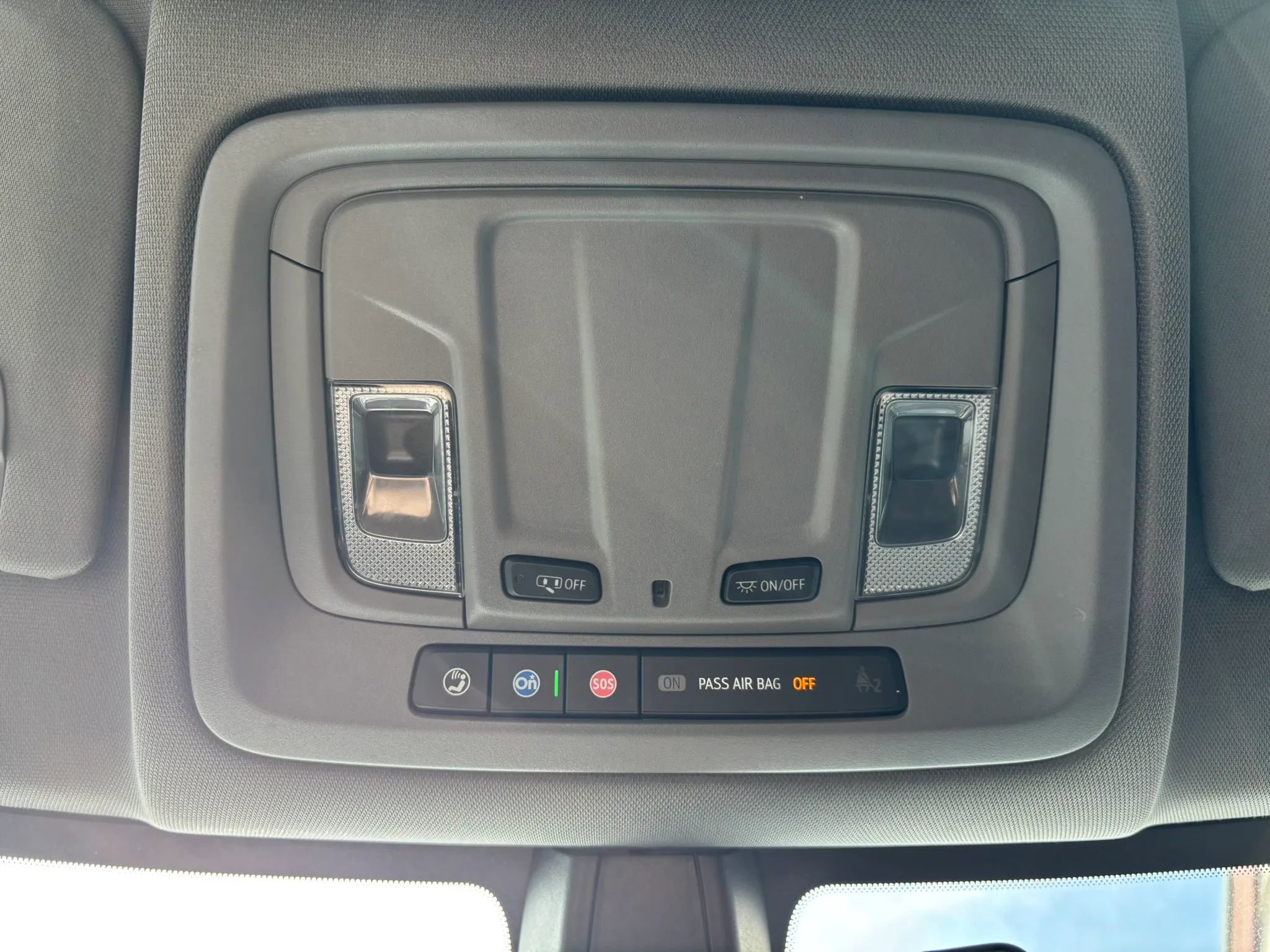 Used 2020 GMC Sierra 1500 Elevation w/ Elevation Value Package AWD/4WD image 25