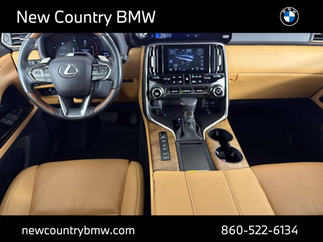Used 2026 Lexus LX 600 4WD w/ Appearance Package image 14