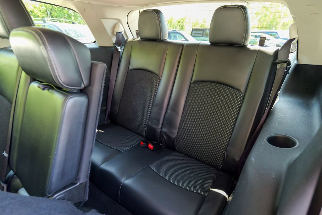 Used 2015 Dodge Journey Crossroad w/ Flexible Seating Group AWD/4WD image 28