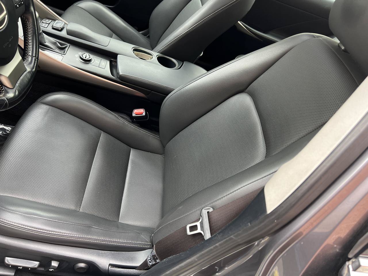 Used 2016 Lexus IS 300 AWD w/ Navigation System Package image 19