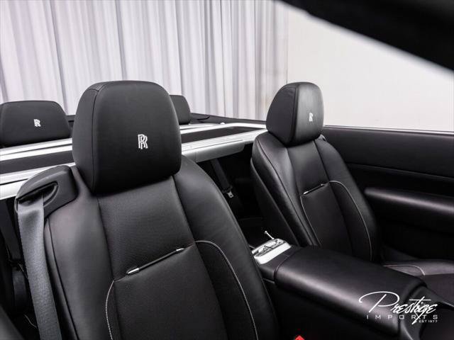 Used 2018 Rolls-Royce Dawn RWD image 45