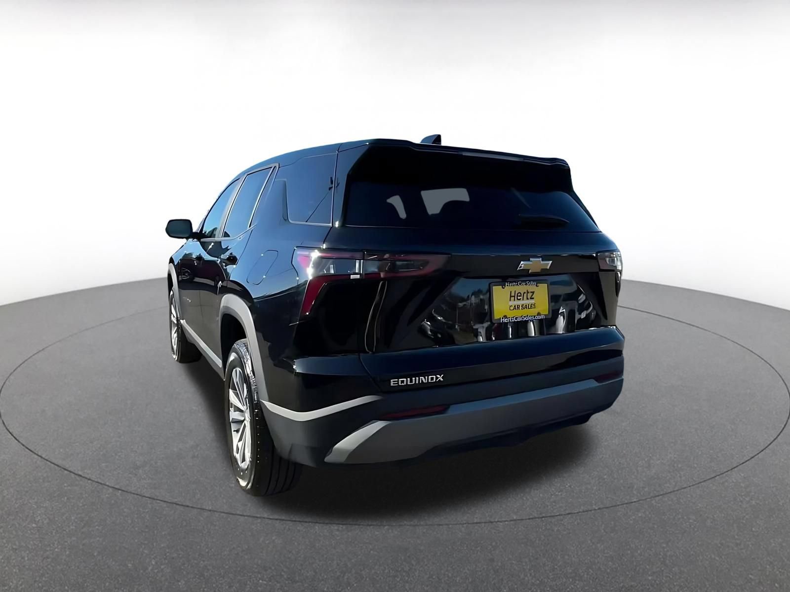 Used 2025 Chevrolet Equinox LT FWD image 10