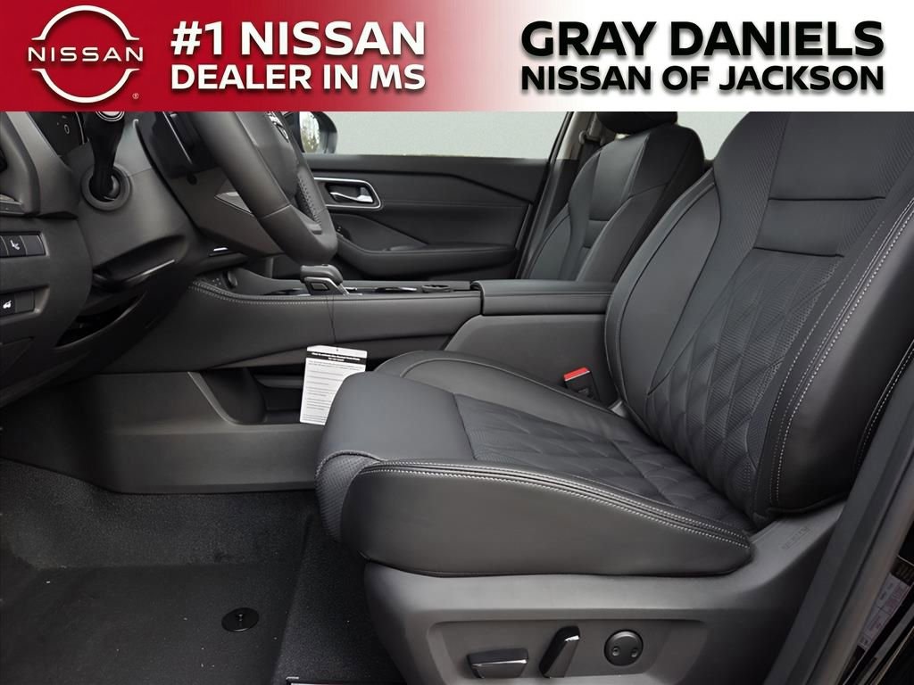 New 2026 Nissan Rogue Platinum w/ Platinum Premium Package image 11