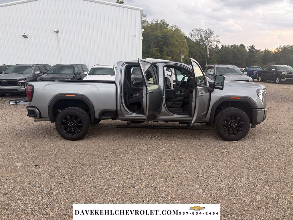 Used 2026 GMC Sierra 2500 AT4 w/ AT4 Premium Plus Package AWD/4WD image 32