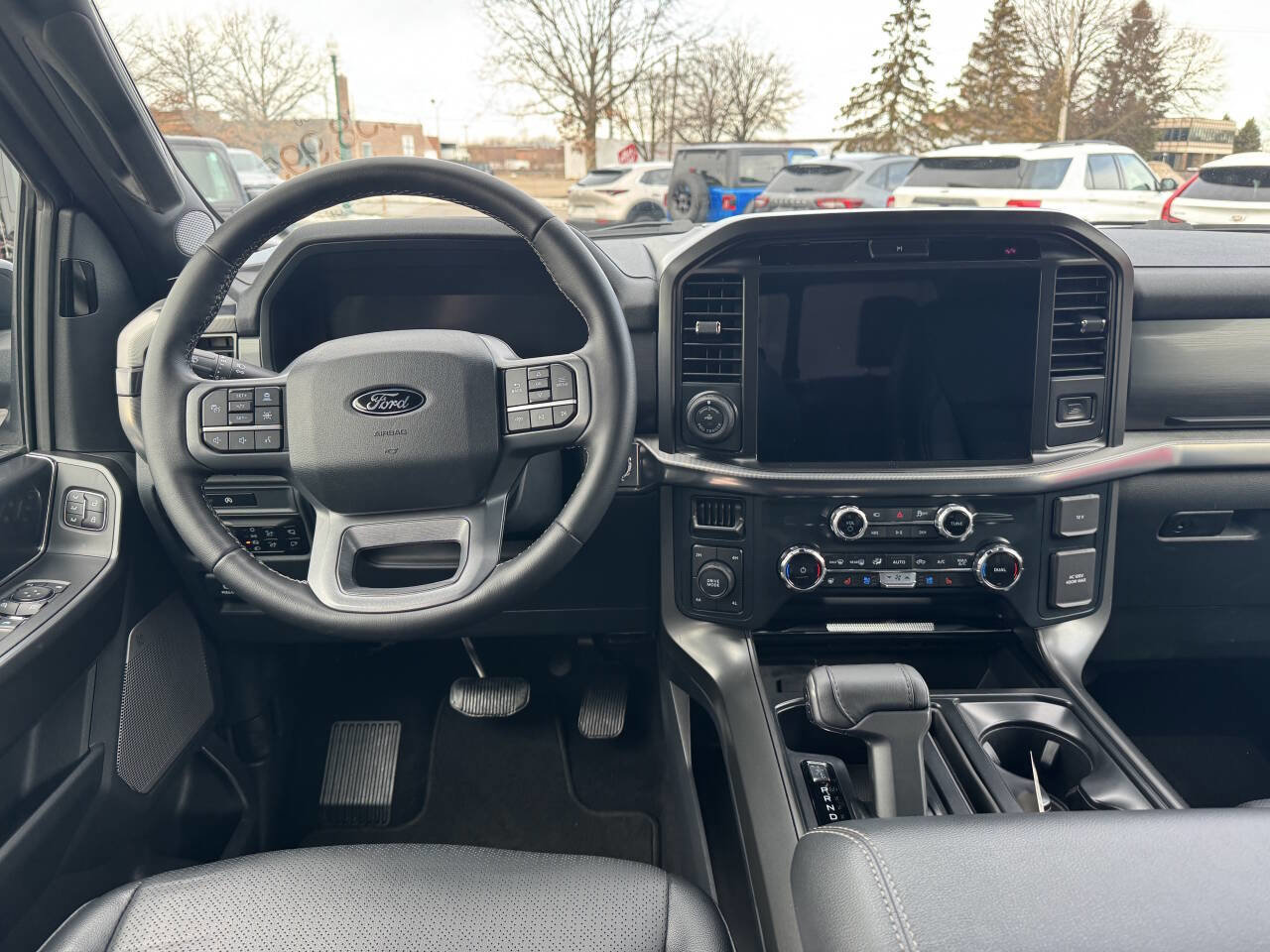 Used 2025 Ford F150 Lariat image 9