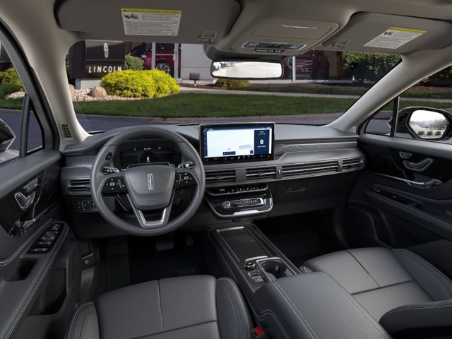 New 2024 Lincoln Corsair Grand Touring AWD/4WD image 9