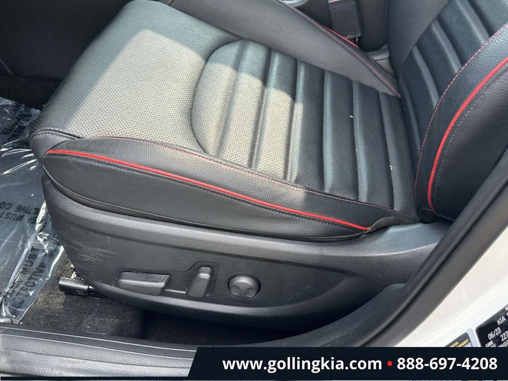 Certified 2023 Kia Forte GT w/ GT2 Package FWD image 18