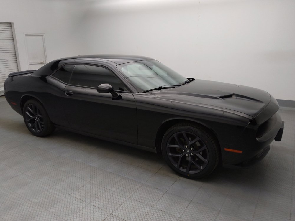 Used 2020 Dodge Challenger SXT w/ Blacktop Package RWD image 11