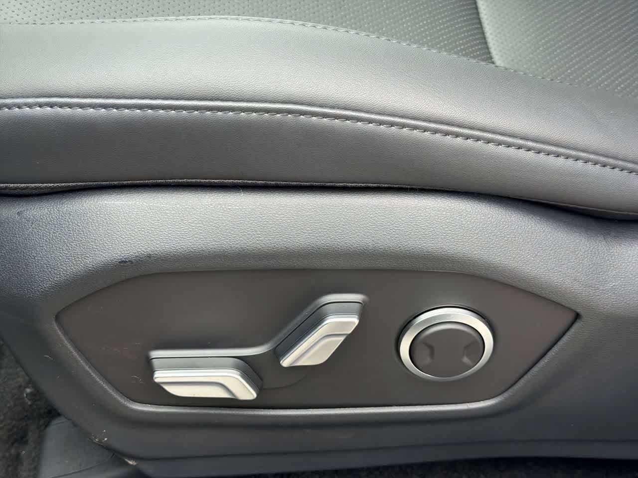 New 2027 Hyundai Santa Fe SEL AWD/4WD image 12