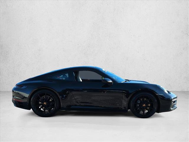 Used 2022 Porsche 911 Carrera RWD image 4