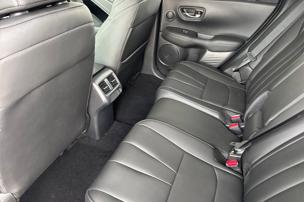 Certified 2025 Acura ADX AWD image 5