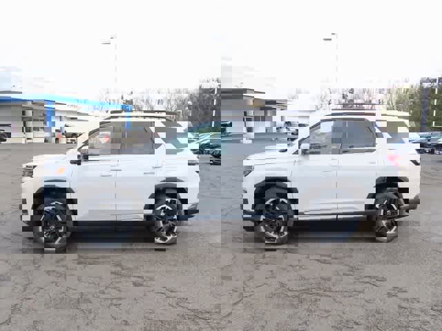 New 2026 Honda Pilot Touring image 3